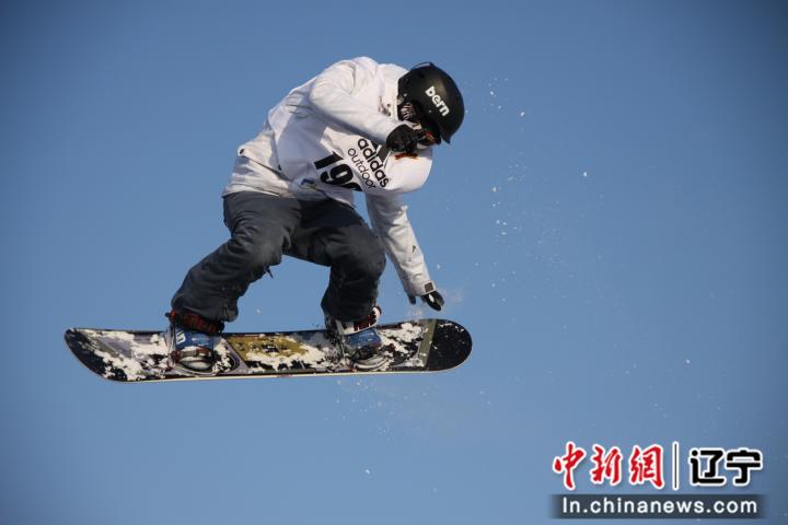 _沈阳市冰雪旅游项目_沈阳冰雪大世界在哪里