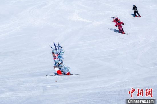 _高山滑雪项目概况_高山滑雪项目比赛场地在哪里